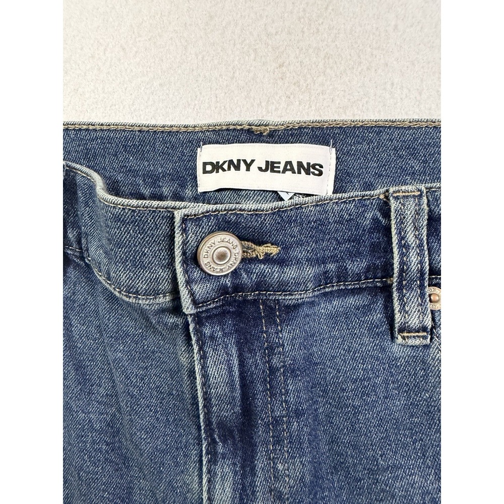 DKNY Blue Medium Wash Mid Rise Raw Hem Denim Shorts Woman 30 NWT Festival - Picture 2 of 8
